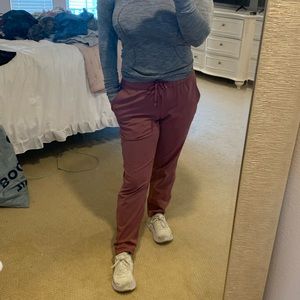 Mauve joggers